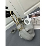 2025年4月27日入荷新作 Chloe新品バッグ SIZE:32X14X10CM型番：H03127  /XX工場