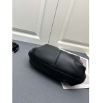 2025年4月27日入荷新作 Chloe新品バッグ SIZE:32X14X10CM型番：H03127  /XX工場