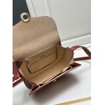 2025年4月27日入荷新作  loro piana  ghiera loro piana牛革8883# SIZE::23X16X8cm  /XX工場