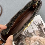 2025年4月27日入荷新作  CELINE 新品Tillyわきの下バッグ  牛革  6610SQ SIZE:23*13.5*4cm  /XX工場