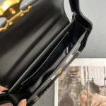 2025年4月27日入荷新作   CELINE     6633SQ SIZE:20.5*11*5.5cm  /XX工場