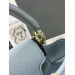 2025年4月27日入荷新作   M23199  Capucines BB  Taurillon   27 x 18 x 9CM   /XX工場