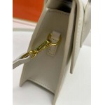 2025年4月27日入荷新作  jacquemus バッグ/ショルダーバッグ/ショルダーバッグ  SIZE:20-15.5-8CM  型番：662  /XX工場