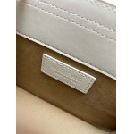 2025年4月27日入荷新作  jacquemus バッグ/ショルダーバッグ/ショルダーバッグ  SIZE:20-15.5-8CM  型番：662  /XX工場