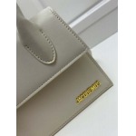 2025年4月27日入荷新作  jacquemus バッグ/ショルダーバッグ/ショルダーバッグ  SIZE:20-15.5-8CM  型番：662  /XX工場