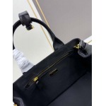 2025年4月27日入荷新作新品  2025summer  size:25*19*15cm  型番：1BD678  /XX工場