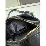 2025年4月27日入荷新作新品  1BB137  14xX14x底13.5cm  /XX工場