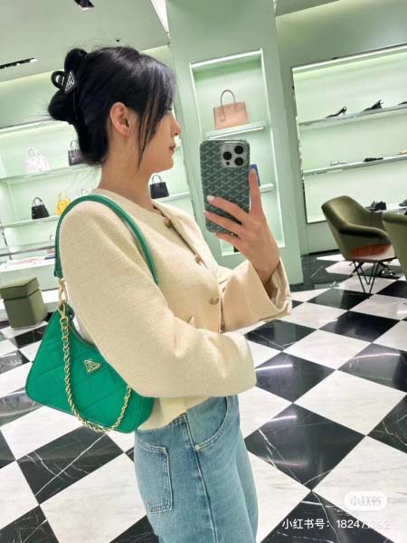 2025年4月27日入荷新作 1BH404手提款nylon ...