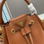 2025年4月27日入荷新作 新品2023早春新品mini《PRADA》  型番：1BH193   SIZE::20-X18-X15  /XX工場
