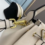 2025年4月27日入荷新作 新品2023早春新品mini《PRADA》  型番：1BH193   SIZE::20-X18-X15  /XX工場