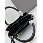 2025年4月27日入荷新作 PRADA バッグ 牛革 SIZE::30/21/13c m  /XX工場