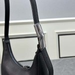 2025年4月27日入荷新作 PRADA バッグ   SIZE::28*18*10cm   /XX工場