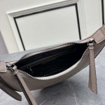 2025年4月27日入荷新作 PRADA バッグ  SIZE::21*13*5.5cm   /XX工場