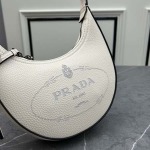 2025年4月27日入荷新作 PRADA バッグ  SIZE::21*13*5.5cm   /XX工場