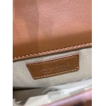 2025年4月27日入荷新作  jacquemus   SIZE:17.5 x 9CM    /XX工場