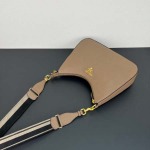 2025年4月29日入荷新作PRADA新作大 ショルダーバッグ1BC178 サイズ： 32x 25.5x 7.5cm/XX工場