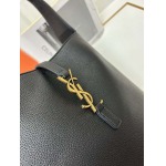 2025年4月29日入荷新作YSL LE 5A7 サイズ：24×22×9cm/XX工場