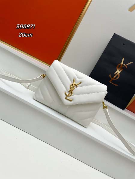 2025年4月29日入荷新作 YSL LouLouサイズ：m...