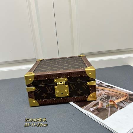 2025年4月29日入荷新作Louis VuittonM20...