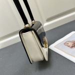 2025年4月29日入荷新作CELINE 2024秋季新作 GARANCELINEサイズ：18.5*13*7cm/XX工場