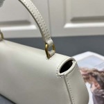 2025年4月29日入荷新作CELINE 秋冬系列新品TEEN LOLA handle case サイズ：22*11*5cm/XX工場