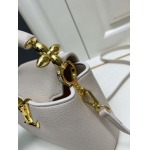 2025年4月29日入荷新作 小 Louis VuittonM23943 Capucines21 x 14 x 8CM/XX工場