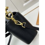 2025年4月29日入荷新作 小 Louis VuittonM23943 Capucines21 x 14 x 8CM/XX工場