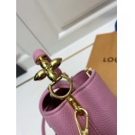 2025年4月29日入荷新作 小 Louis VuittonM23943 Capucines21 x 14 x 8CM/XX工場