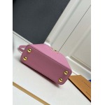 2025年4月29日入荷新作 小 Louis VuittonM23943 Capucines21 x 14 x 8CM/XX工場