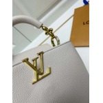 2025年4月29日入荷新作 中 Louis VuittonM24698Capucines BB Taurillon牛革26.5 x17.5 x9CM /XX工場