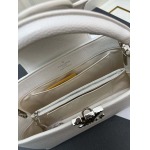 2025年4月29日入荷新作Louis VuittonM24664 Capucines East West 33x19x9CM /XX工場