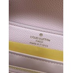 2025年4月29日入荷新作Louis VuittonM24671 Capucines East West 22 x 12 x 8CM /XX工場