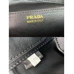 2025年4月29日入荷新作PRADA 新作 1BD314 23x 18x 9cm/XX工場