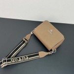2025年4月29日入荷新作PRADA 新作 1BD314 23x 18x 9cm/XX工場