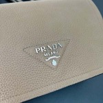 2025年4月29日入荷新作PRADA 新作 1BD314 23x 18x 9cm/XX工場