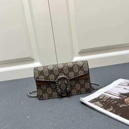 2025年4月29日入荷新作 Gucci476432 サイズ...