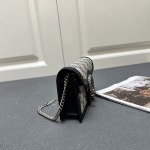 2025年4月29日入荷新作 Gucci476432 サイズ ：16.5x10x4.5cm/XX工場