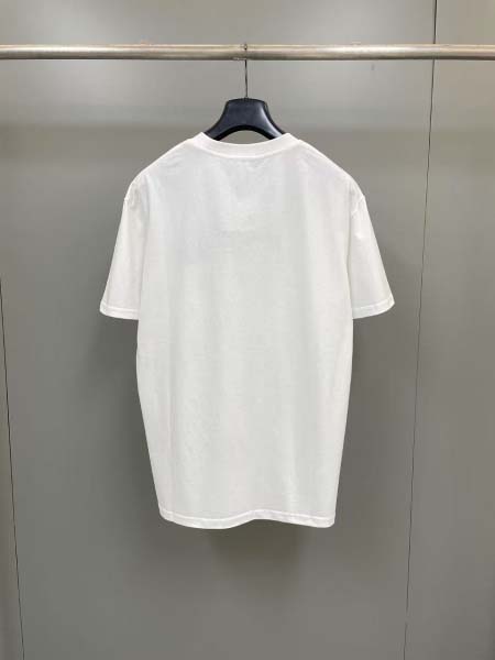 2025年5月8日入荷新作Versace半袖 Tシャツ 原版復刻限定品が人気で高級/fuke工場