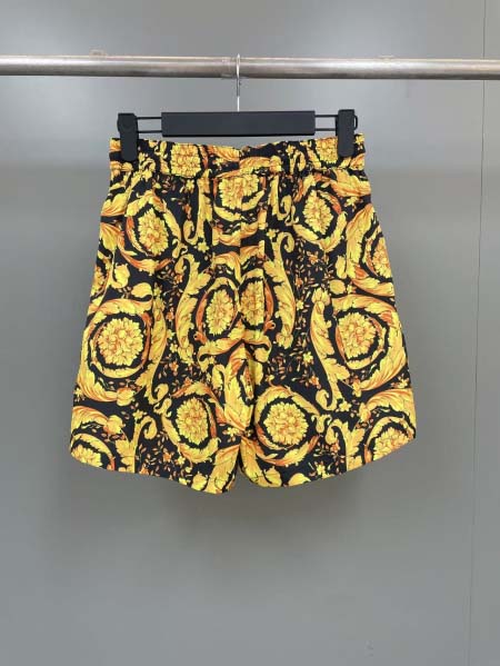 2025年5月8日入荷新作VERSACE半ズボン 原版復刻限定品が人気で高級/fuke工場