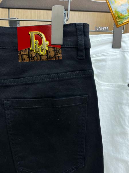 2025年5月9日入荷新作DIORデニム半ズボン安価で人気の/JIA工場