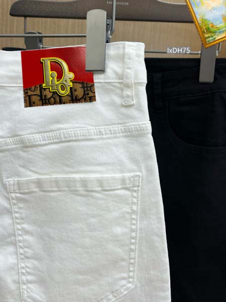 2025年5月9日入荷新作DIORデニム半ズボン安価で人気の/JIA工場