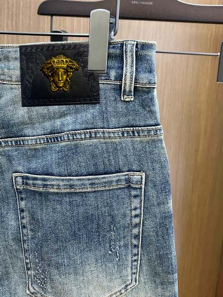 2025年5月9日入荷新作Versaceデニム半ズボン安価で人気の/JIA工場