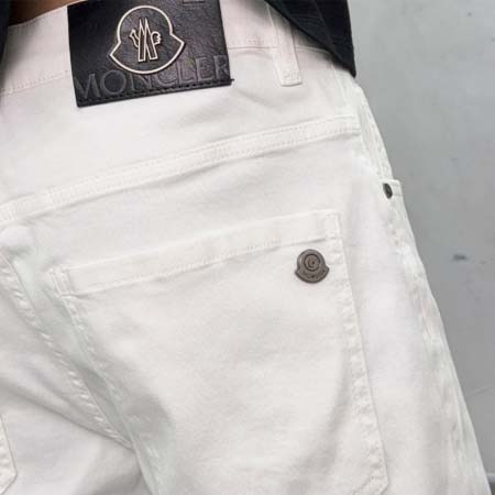 2025年5月9日入荷新作MONCLER 半ズボン安価で人気の/JIA工場