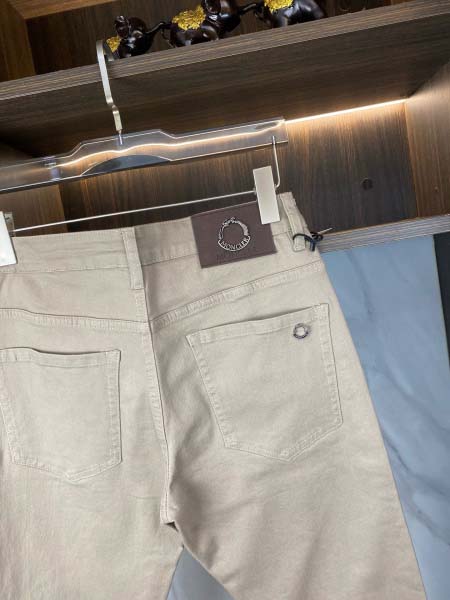 2025年5月10日入荷新作Versaceジーパン安価で人気の/JIA工場