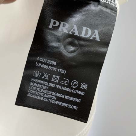 2025年5月14日入荷新作PRADA半袖ポロシャツ 超厳選★高級品/誕生日プレゼント/OM工場