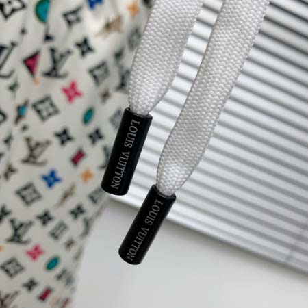 2025年5月14日入荷新作Louis Vuitton半袖上下セット 超厳選★高級品/誕生日プレゼント/OM工場