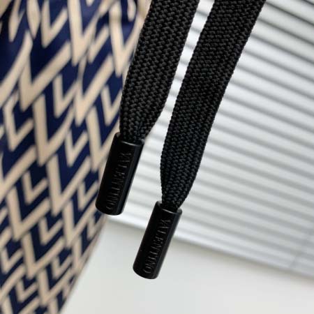 2025年5月14日入荷新作Valentino半袖上下セット 超厳選★高級品/誕生日プレゼント/OM工場