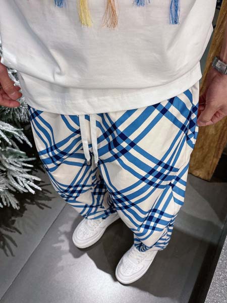 2025年5月14日入荷新作burberryズボン/スラックス/スウェットパンツ 超厳選★高級品/誕生日プレゼント/OM工場