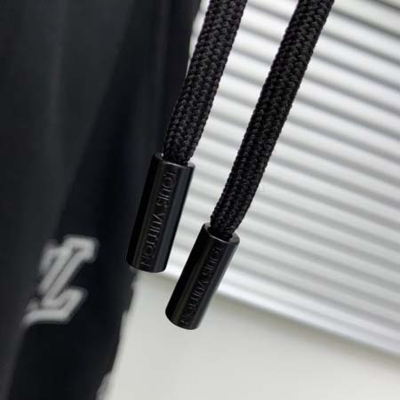 2025年5月14日入荷新作Louis Vuitton半袖上下セット 超厳選★高級品/誕生日プレゼント/OM工場