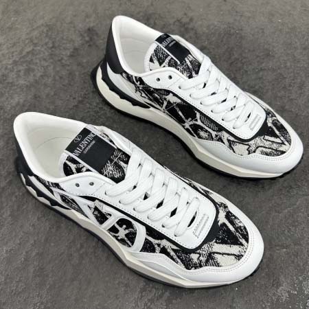 2025年5月15日入荷新品Valentino原版復刻 高級ブランド靴男性用38-45本革製ギフト/誕生日/CT工場